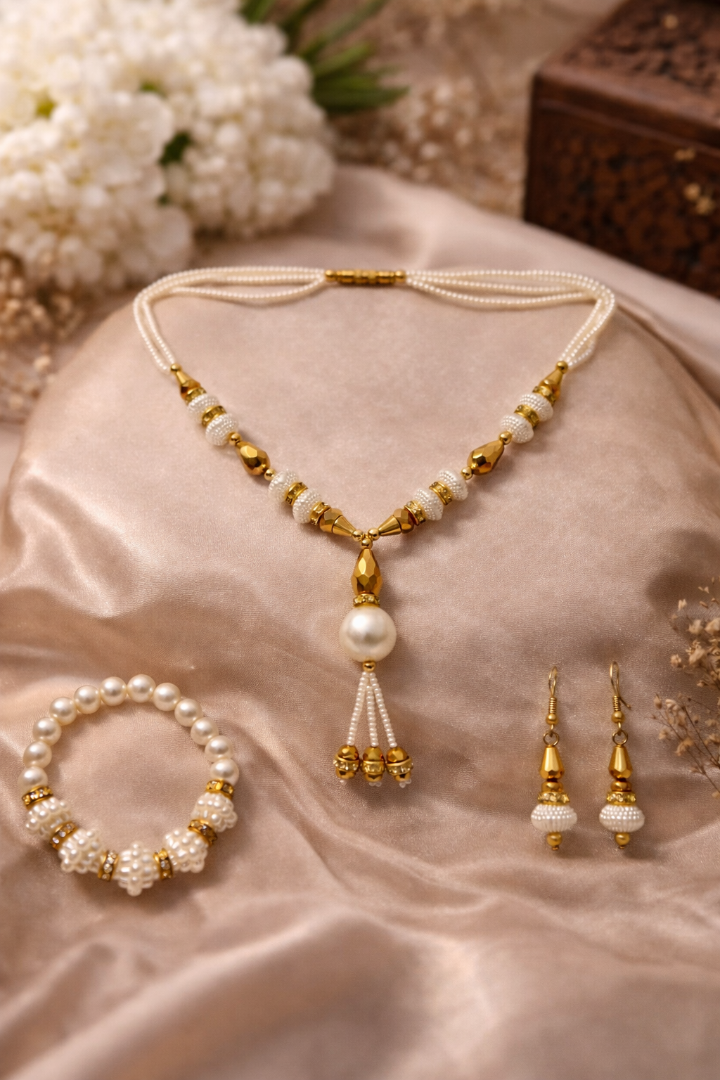 Gold-Plated Pearl Necklace Set with Earrings & Bracelet